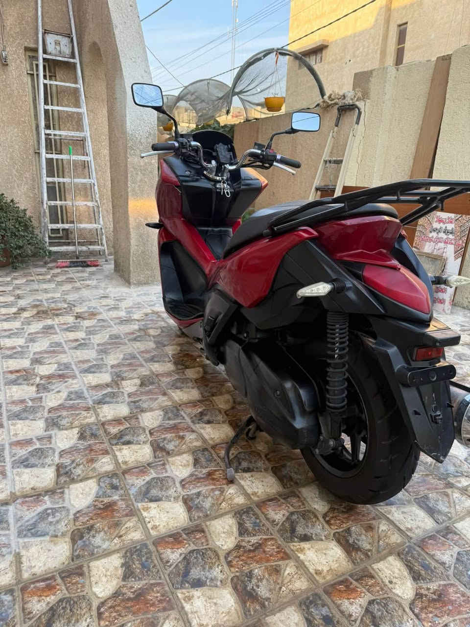 اللهم صل على محمد وآل محمد
السلام عليكم 
دراجه فاز مكينه ربع 250cc
دراجه مكينه مكفوله كفرات نضيفه مكينه نشطه 
زنون بلادي من الرمبه 
لون مميز اوراق
دراجه مابي اي مشكله مكينه ممفتوحه ولا ملعوب بيها 
السعر مليون و٣٥٠ وشوف اسعارها وبيها مجال بعد المعاينه 
مكاني الكوت مركز المدينه 

للستفسار الاتصال على هذا رقم

***********
