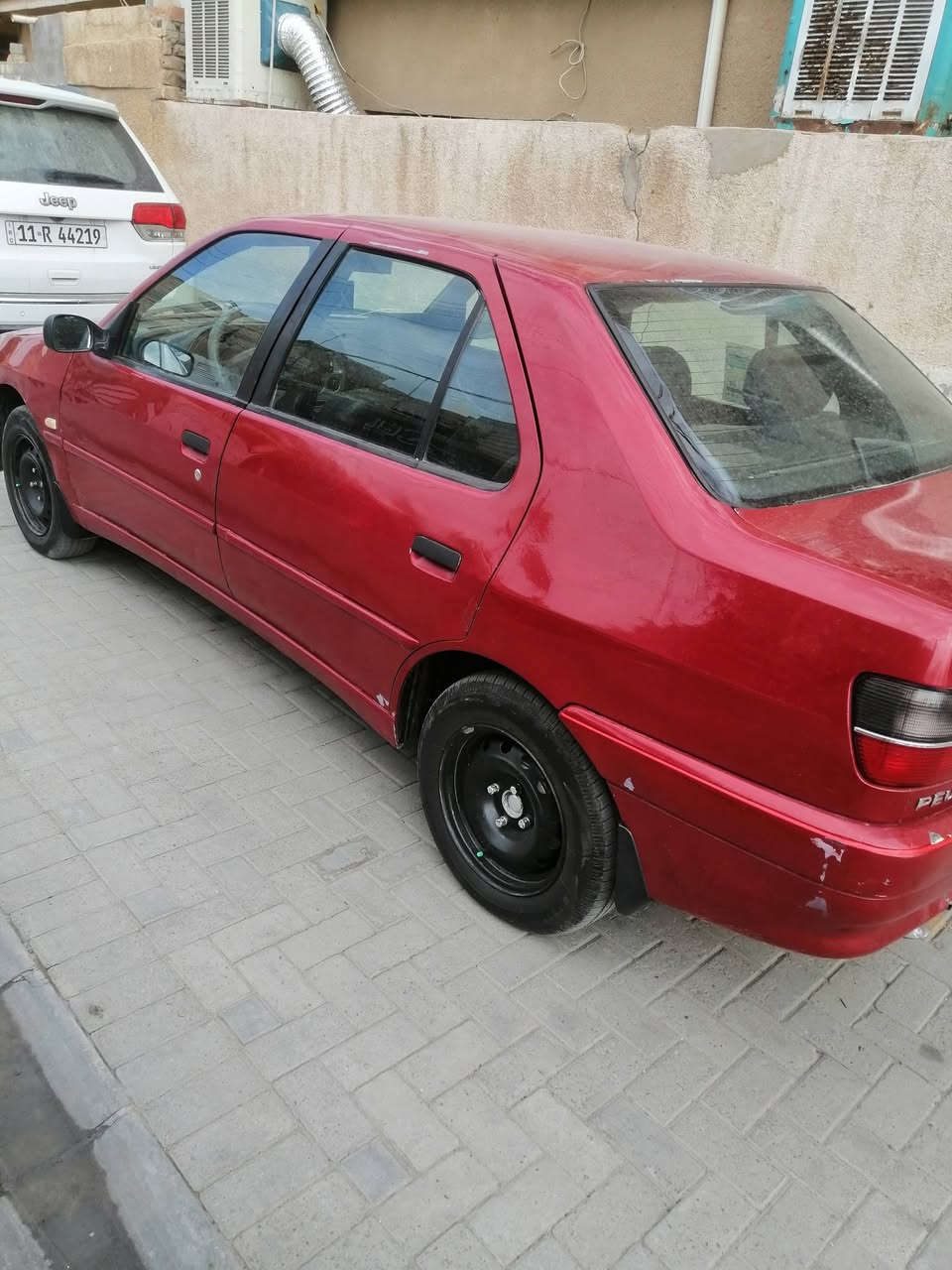 سلام عليكم سياره بيجو فرنسي 306 كير مكينه  خير من الله تبريد شغال نقص فان تخم تاير جديد سياره مصبوغه عام رقم بغداد الجديد شرط التحويل ثاني يوم سعر 27 بيه مجال مكاني بغداد شرطه الخامسه سويب *********** اتصال فقط
