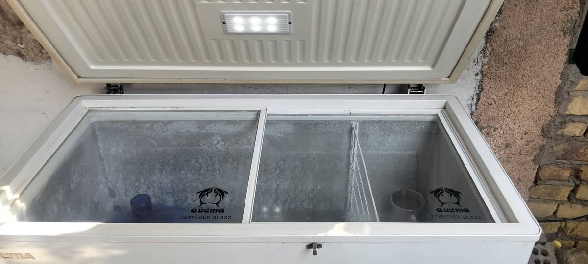 المجمدة نظيفة جدا مداخلة تصليح اقتصادية بالكهرباء السعر 150 وبي مجال حگ جية بغداد مدينة صدر ***********
