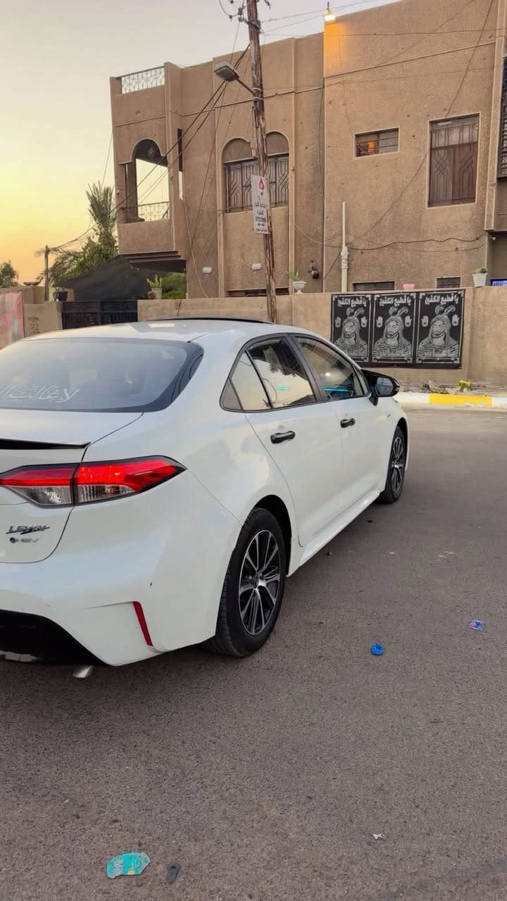 السلام عليكم
تويوتا كورلا هايبرد  للبيع 
موديل 2025
ماشيه 27 الف
مكفوله كفاله عامه
كشنات مخمل وعادي مو كهربائي
مكاني بغداد الامين  الثانيه نواب الظباط
السعر  155
رقم الهاتف ***********

قليل تواجد عل الفيس
