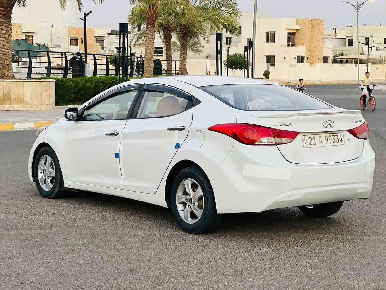 السلام عليكم/ للبيع بسعر مناسب جداً 89 $ / اعتذر عن الاقساط والوعده/ النترا خليجي/ موديل 2011 لون أبيض ثلجي/ رقم سليمانيه الجديد/ شرط التحويل والغرامات وكافة الرسميات/ السياره حيل حلوه وماناقصها شي/ ماشيه 170 ألف حقيقي / السياره مكفوله من الصبغ ماعدا البنيد آني رشيته لأن صار بي تكشير وبيها مكانين بارد حيل بسيطات/ وين يعجبك افحص/ والبجم كبس لغود وشواصي كله مابي عيب/ شرط محرك وگير مامفتوح/ محرك 1800 دوش المرغوب/ شرط تبريد وتدفئة وكهربائيات وتخم تاير كله جاهز أي نقص بالسياره أتحمل كل المسؤوليه/ العنوان تكريت القادسيه / مقابيل مدرسة المقاصد/ للاستفسار *********** / ***********
