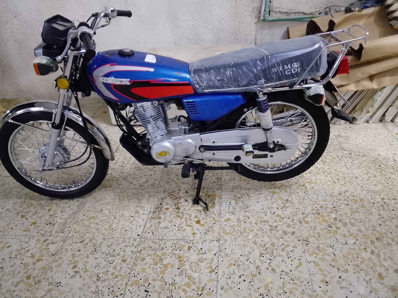 سلام وعليكم درجه نامه مديل23 رقم وسنويه نتهاء 2030 تحويل ثاني يوم درجه جاهزه مكينه مامفتوح كهربيات شقاله السعر مليون800 وبيه مجال الشراي العنوان زبير تصال*********** وتساب موجود وبل خدمه
