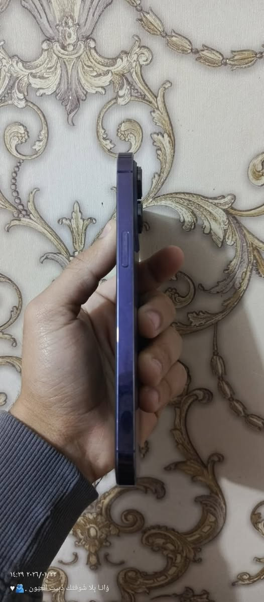 السلام عليكم جهاز ايفون ١٤ برو ماكس 
ذاكره ٢٥٦ 
مبدل ظهر وبطاريه سعره ٧٠٠ وبي مجال قليل  
متواجد خاص او واتساب ***********

