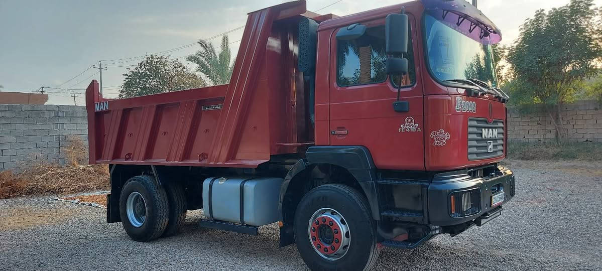 مان • صقر • ٢٠٠٢
