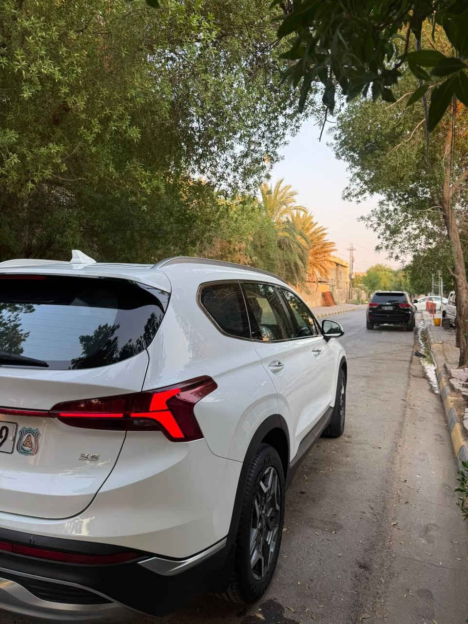 للبيع فقط 
بعدها بحاله الوكاله تجي وتشوف بعينك واحلى من الصور 

هيونداي سانتافي موديل 2024 خليجي

ماشية 24 الف كم حقيقي وبشرط الفحص

المواصفات:

محرك 6 سلندر 

استهلاك الوقود بنزين عادي 

قمارة حديد

ويل كبير مع كب كروم

بصمة أبواب

تشغيل عن بعد

صندوق خلفي كهربائي

يدات نيكل

حساس مطر

كراسي كهرباء

كشنات خلفية كهرباء

هاند بريك كهربائي

نظام أوتو هولد

شاشة كبيرة

أبل كار بلاي

نظام ملاحة

كاميرا دوارة

حساسات أمامية وخلفية

لايت زينون

باك لايت LED

تبريد شاشة

مناخ منفصل

تبريد 3 قطع

إشارات بالمرايا

مرايا شفط

بردات أبواب خلفية

بردة صندوق

تحكم مقود من الجهتين

شفتات ستيرن

درايف مود

مانع انحدار

مانع انزلاق

داخل كاربون فايبر

7 راكب

رقم جديد وسنوية لغاية 2028

للإستفسار اتصال أو واتساب : ***********

السعر 275
