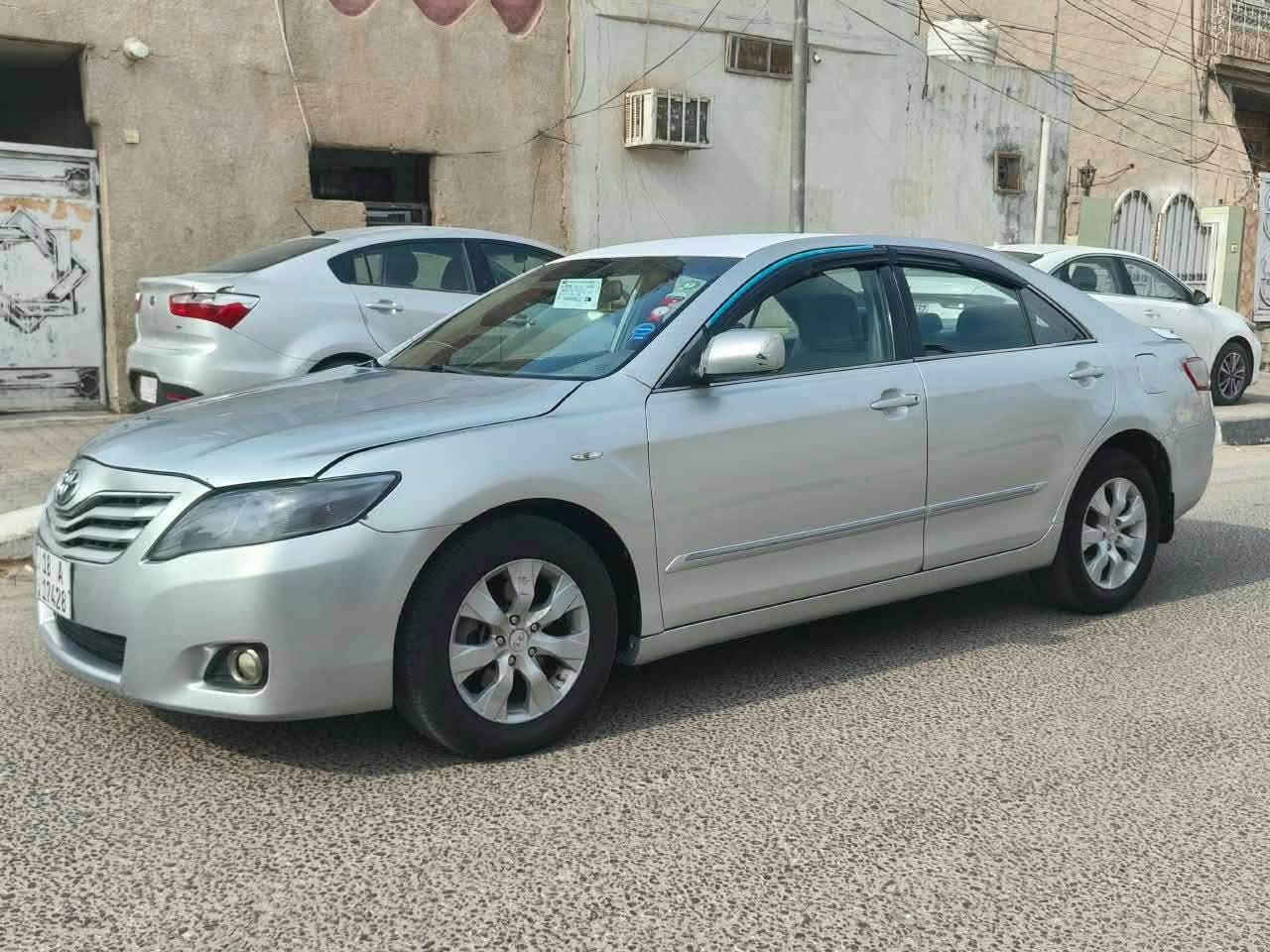 سلام عليكم سياره نوع كامري موديل 2007 خليجي تبريد ثلج تخم تاير حداديه وكير ومكنه كفايه  بيه مكانتا صبغ أبيع احزان  العنوان كربلاء السعر ٧٧بس نتصل ***********
