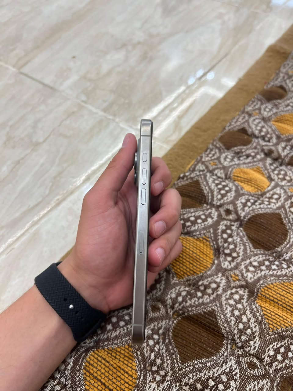 السلام عليكم
للبيع ايفون 15 Pro Max

الذاكرة 256

بطارية 91 

عدد الدورات 317

الجهاز ما مبدل بي شي عل فحص 

السعر / مليون و 125 وبي مجال قليل 

رقم الهاتف / ***********
