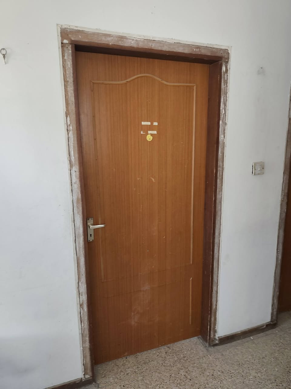 للبيع بيبان عدد 2 مع جراجيب *********** حي تونس بغداد
