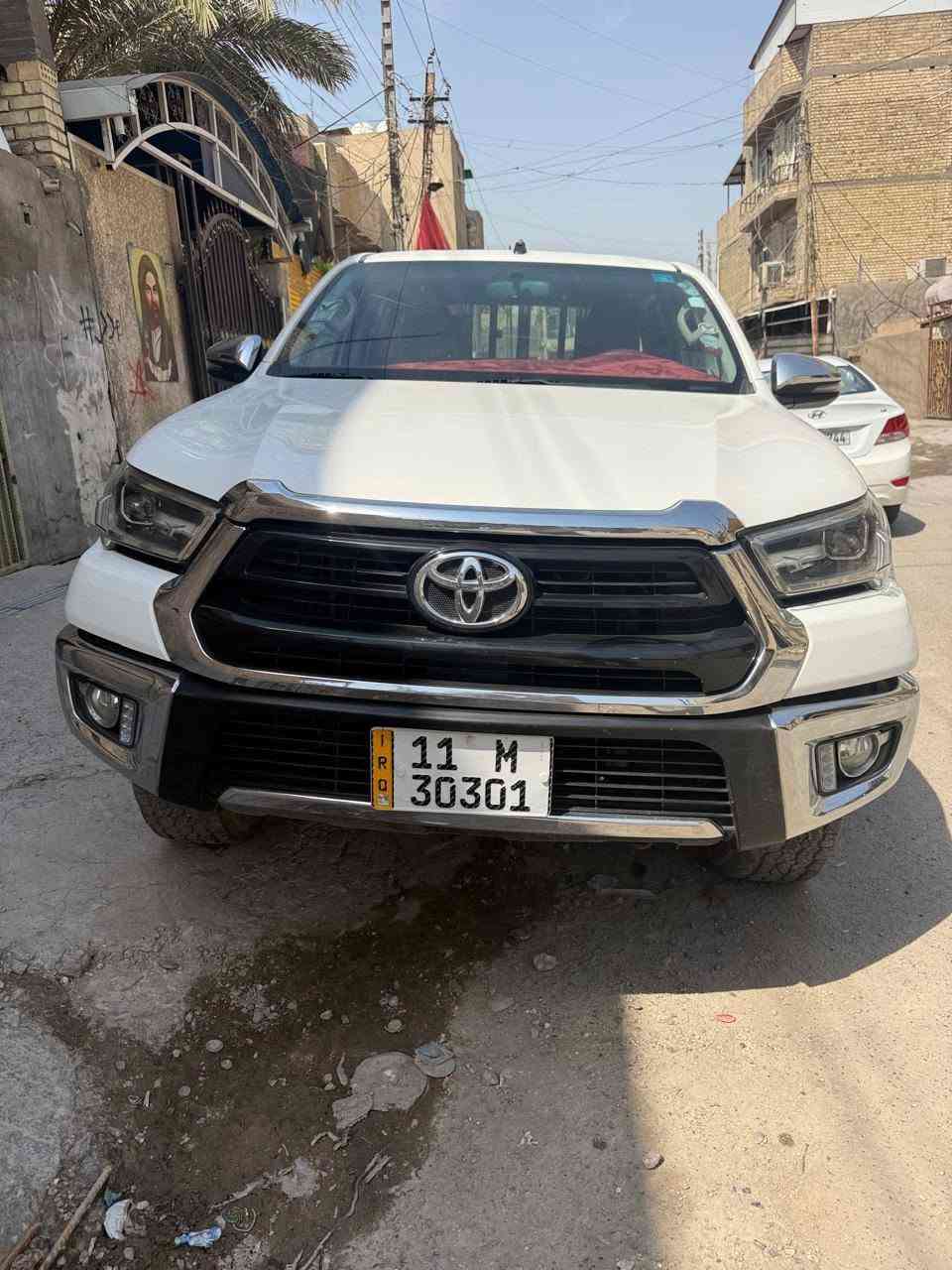 السلام عليكم بيكم تويوتا موديل 21 بغداد السياره جديده 
بدون صبغ السعر.     263  ورقة وبيه مجال بسيط 
العنوان بغداد جميلة ***********
