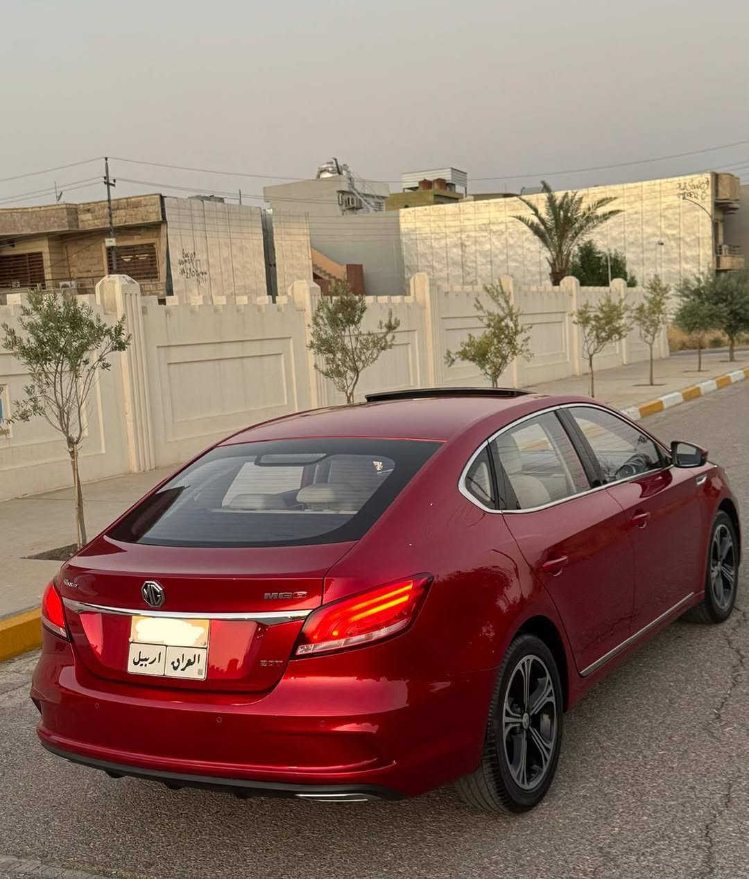 MG 6 
محرك 15 توربو 
ماشية 40 الف كيلو 
السيارة ضمان شركة
بدون صبغ بدون تعديل بشرط 
مكان اربيل 
السعر 108
*********** أربيل, العراق
