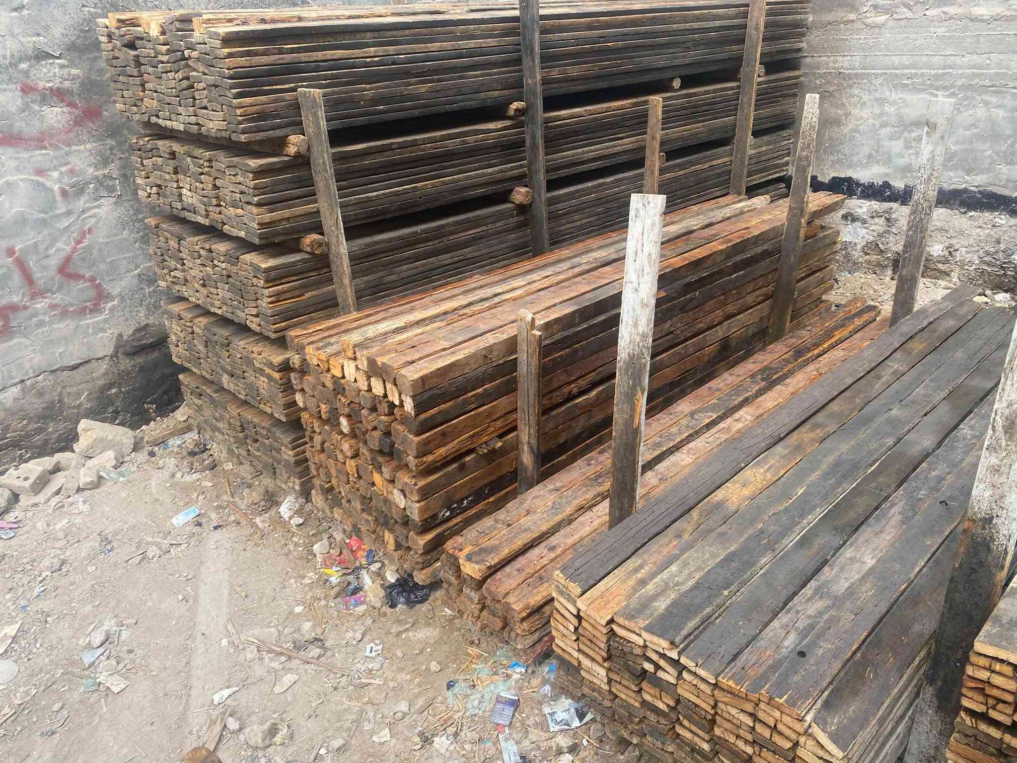 قالب خشب • ١٣ مكعب • حله