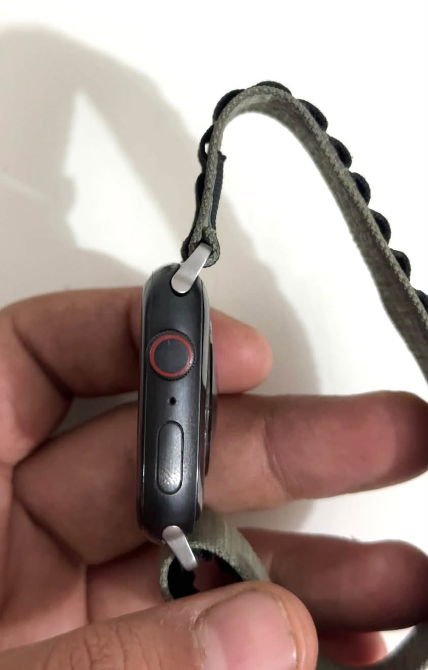 Apple watch seires 6 44 mm GPS cellular
هذا النوع يختلف، هذا خاص ومن نوع تيتانيوم."

ساعة ابل جیل سادس 44 ملم  GPSو esim cellularحجم مرغوب بطریة 81 ساعة کامل باکیج موجود  بدون کارتون  6 سیر موجود  2 سیر سبورت نایک 2 سیر سبورت ئەدمینلایت 1 سیر شریکة 1 سیر سیدات کل بشرط ساعة نضافة 100%  

تأكد من عدم حصولك على هذا التيتانيوم النادر والنقي بهذا السعر.

سعر قفل قفل 160 الف 
*********** 
اکو توصیل کل محافضات عراق
