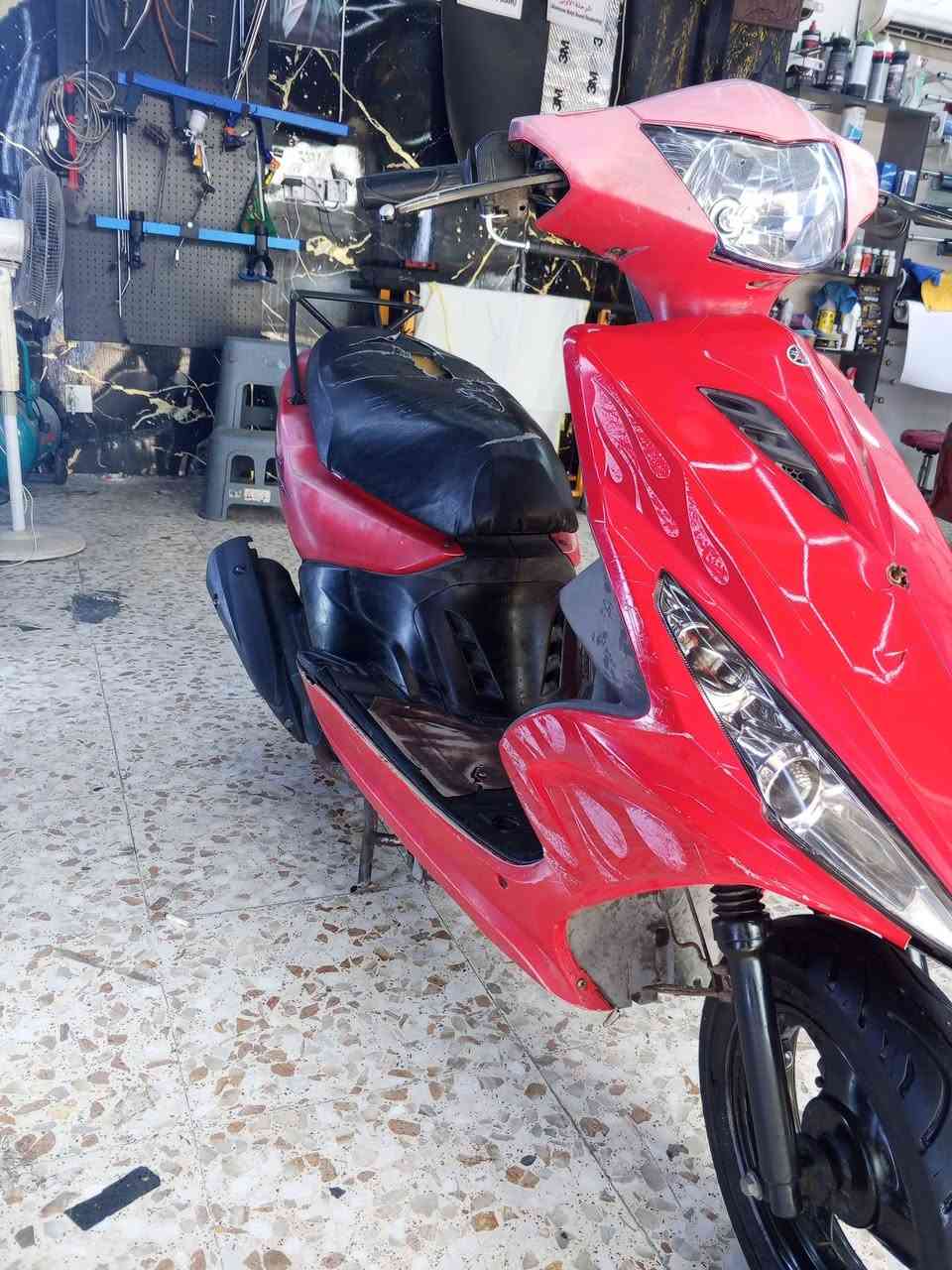 ماكس مضلع دراجة بلديه مكينه بلاديه كلها حتى ختم واحد سلف بلاده كابريتر بلا سعر 550 بيه مجال بغداد الغزاليه 
***********

