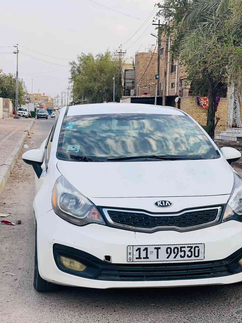 السلام عليكم كيا ريو مديل 2015 وارد امريكي قطعه وحده تبديل بدون دواخل بدون اي شي ماشيه 105 السياره جديده كير محرك كفاله مكان السياره ميسان 

‭***********‬
السعر 76 
ارخص ريو بل عراق
