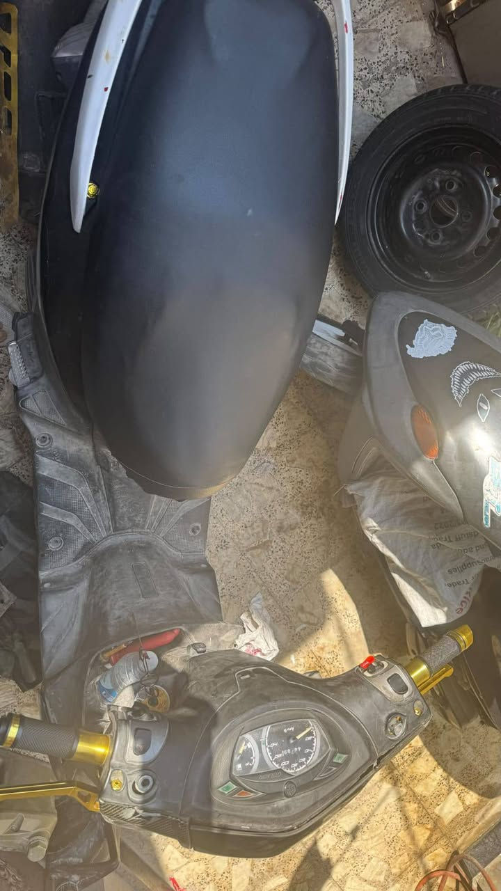 GTR
للبيع الدراجه  شوفه عينكم بيها تزويد خفايف الدراجه مكانها بلديات الدراجه محور كابريتر 500 وبيها مجال حك الجيه متواجد خاص *********** نقص باتري فقط
