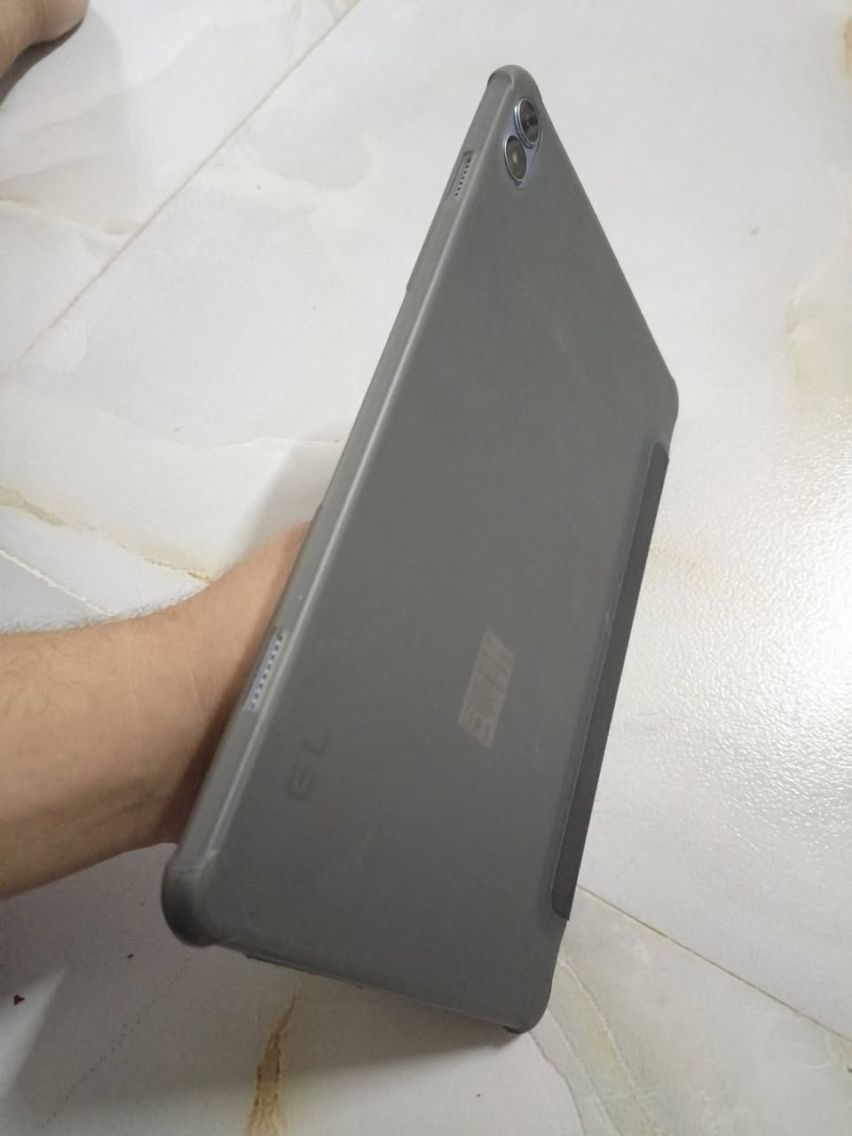 السلام عليكم

ايباد ultra s9  
فول مواصفات 
ذاكرة 256.   
ذاكرة عشوائية 8+8 RAM
بي اربع سماعات صوته DG
يدعم شريحتين سيم كارت   SIM1+SIM2
جهاز نظيف مستخدم اقل الشهر بعدة جديد
السعر: 275.000 وبي مجال بسيط 
اذا عندك جهاز نظيف مراوس هم نتراهم

للتواصل: ***********
