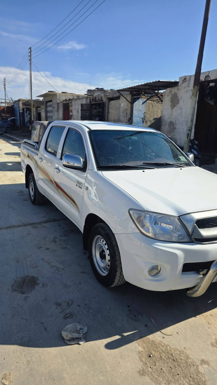 السلام عليكم ورحمة الله وبركاته 🌹
سياره تويوتا هايلوكس موديل 2011

TOYOTA HILUX 2011
سياره رقم بصره — شرط تحويل وبأسمي ✅

بيها تكحيلات بسيطه
كير ومحرك شرط كفاله  ✨
تايرات جدد  🛞
حداديه جديده 🩵
سياره مال بيت ومامتعوبه كلشي جديد بيها ومكفول 
مكان سياره ناصريه قضاء الرفاعي 📍

رقم تليفون واتساب او الاستفسار علي رقم ☎️
***********
السعر 155 وبيها مجال
