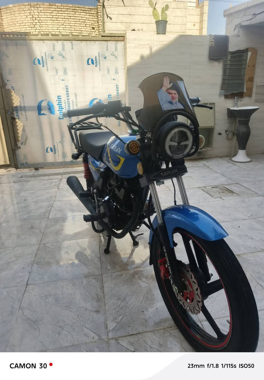 سولنك (أوراق معرض كارتوني) موديل ٢٥نازلة بل ٢٦ دراجة نضافة فول مابيها اي نقص سلف هندر شاشة كتروني شلعة ومعدل شك الكاع السعر ٨٥٠وبيها مجال للطيبين المكان بغداد جسر ديالى القديم قرب الزعفرانية ‏‪***********‬‏

نص مكتوب في الصور:
- CAMON 30 23mm f/1.8 1/50s ISO54
- CAMON 30 23mm f/1.8 1/72s ISO50
- CAMON 30 23mm f/1.8 1/115s ISO50
- CAMON 30 47mm f/1.8 1/138s ISO50
