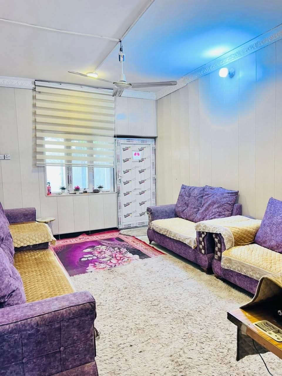🏡 بيت للبيع – فرصة مميزة_حي الجزائر

🔹 المساحة: 250 متر
🔹 الطابو: زراعي – سند 25
🔹 البناء: طابوك
🔹 التفاصيل:
• 3 غرف نوم
• صالة كبيرة
• هول كبير
• مطبخ
• صحيات داخلية وخارجية
📍 الموقع:
رابع بيت عن الشارع العام
يم صيدليه مرجان

📞 للاتصال:
***********
