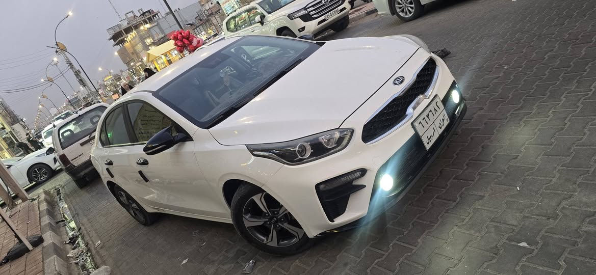 كيه سيراتو مديل 21فقط بارد بجاملغ والباقي كفاله ماشيه 124شاشه كامره حساسات تحكم ستيرن ويل كب وبعد بيهه موصفات تبريت قطعتين محرك 1600سياره مال جناي سعر 147ترهم مراوس ***********وتساب فقط مكاني نجف
