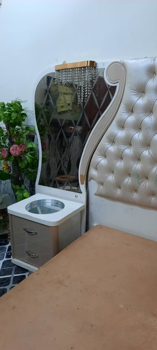 البيع تاج جربايه تركي اصلي العنوان ميسان عماره اي استفسار اتصل واتساب موجود 《***********》سعر 《50》 ألف بيع مستعجل عمارة, ميسان
