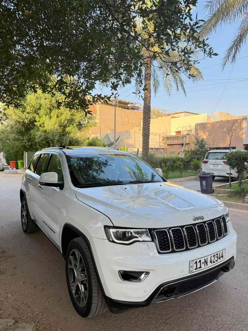 تحية طيبة 

جيب خليجي لمتد بلاص 
فوول 3 شاشات 

خليجي موديل 2019

ماشية 60 مايل حقيقي 

كير مكينه برغي ممفتوح بيهه

المكان بغداد زيونة 

بيهه 3 مكانات بارد 

راسلني خاص احولك السونار وبخدمتك

السعر 250$

***********
