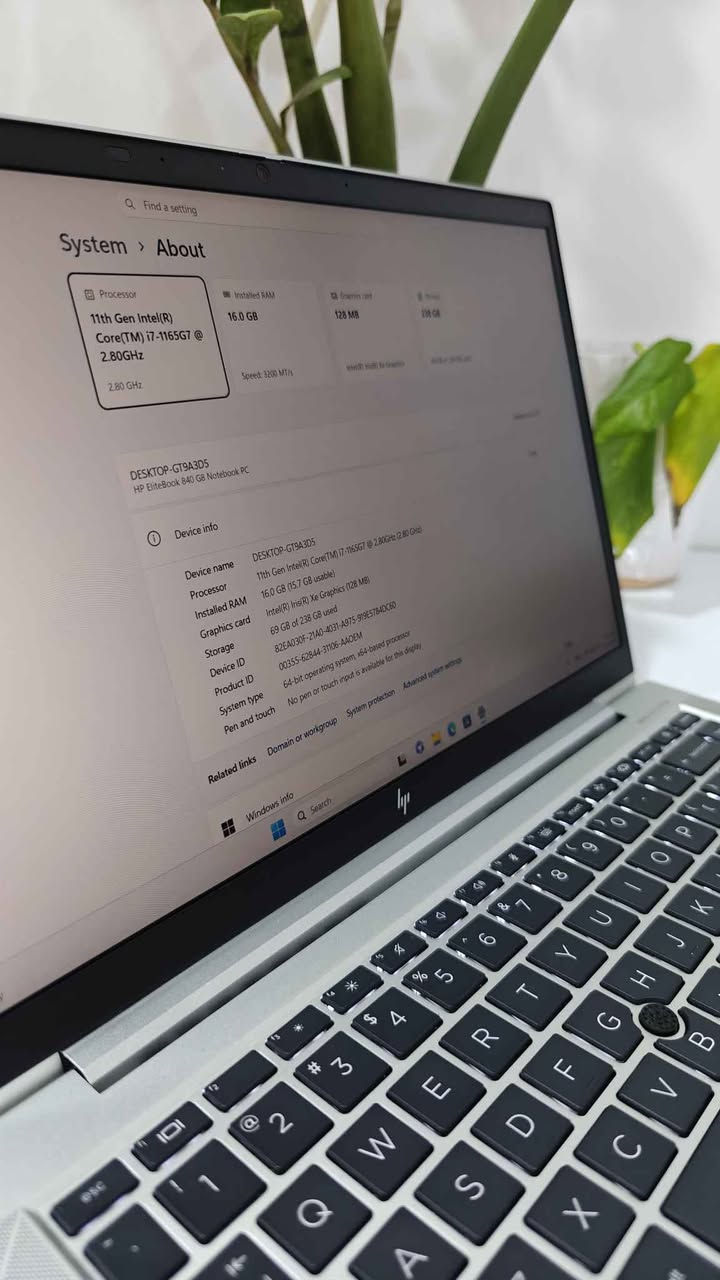HP EliteBook 840 G8 💻

* المعالج: Intel core i7-1165G7
* الذاكرة (RAM): سعة 16 جيجابايت DDR4 لتشغيل عدة برامج معاً بدون تعليق.
* التخزين: 256 جيجابايت SSD (إقلاع فائق السرعة للنظام).
* الشاشة: 14 بوصة بدقة FHD مضادة للتوهج ومريحة للعين.
* البطارية 🔋: 49 دوره شحن
*بصمة وجه للفتح Face-ID

👌 حالة الجهاز: مستخدم بدون بوكس 
📞 للتواصل : ***********
💰السعر : 600 الف 

https://t.me/epic_store2 بغداد, العراق

نص مكتوب في الصور:
- Find a setting System Display Advanced display Select a display to view or change its settings Display information Internal Display Display 1: Connected to Intel(R) Iris(R) Xe Graphics Desktop mode 1920 x 1080, 60.05 Hz Active signal mode 1920 x 1080, 60.05 Hz Variable refresh rate Not Supported Bit depth 8-bit Color format RGB Color space Standard dynamic range (SDR) Display adapter properties for Display 1 Choose a refresh rate A higher rate gives smoother motion, but also uses more power More about refresh rate Dynamic refresh rate To help save power, Windows adjusts the refresh rate up to the selected rate above Dynamic refresh rate isn't supported More about dynamic refresh rate Related support Help from the web Resolving screen flickering problems Search
- Find a setting
- System > About
- Processor
- 11th Gen Intel(R) Core(TM) i7-1165G7 @ 2.80GHz
- 2.80 GHz
- Installed RAM
- 16.0 GB
- Device name DESKTOP-GT9A3D5
- HP EliteBook 840 G8 Notebook PC
- Device info
- Processor 11th Gen Intel(R) Core(TM) i7-1165G7 @ 2.80GHz (2.80 GHz)
- Installed RAM 16.0 GB (15.7 GB usable)
- Graphics card Intel(R) Iris(R) Xe Graphics (128 MB)
- Storage 69 GB of 238 GB used
- Device ID 82EA030F-21A0-4031-A975-919E5784DC60
- Product ID 00355-62844-31106-AAOEM
- System type 64-bit operating system, x64-based processor
- Pen and touch No pen or touch input is available for this display
- Related links Domain or workgroup System protection Advanced system settings
- Windows info
- Search