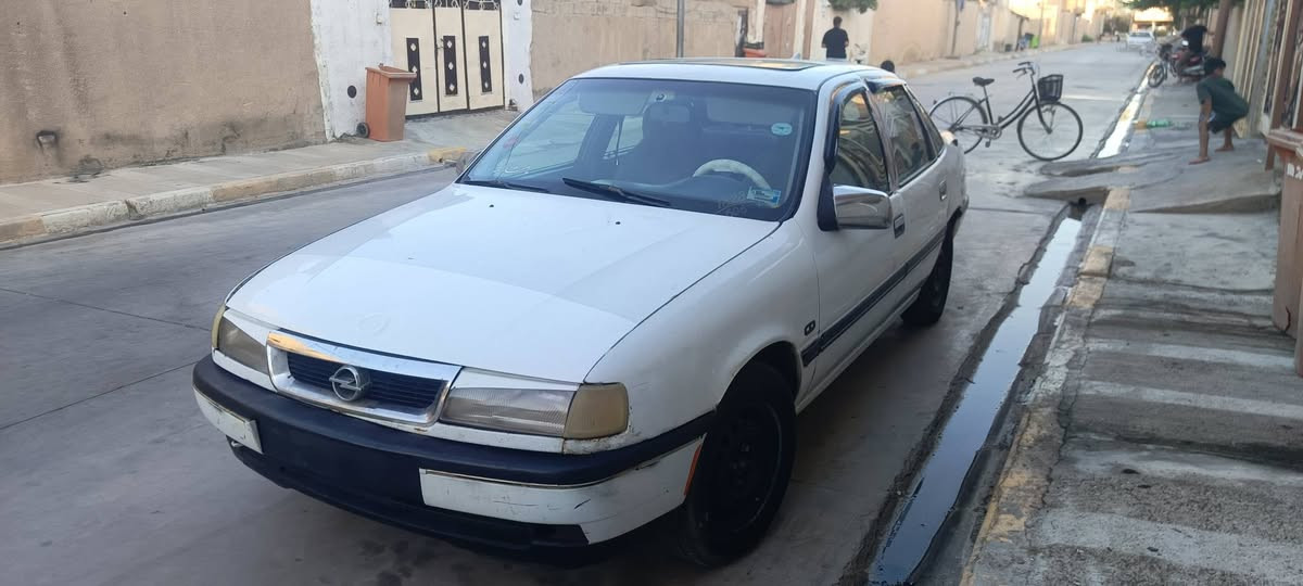 سلام عليكم اوبل فكترا 20 للبيع 
محرك وكير شرط  سنوية عضم عاج 
سيارة حلوة وگاعدة وگشرها مثل ما موضح بصور 
صدرها 80بلمية 
دوشمة جدية  ارضية جديدة بس يدات الباب الامامية متعوبة الباقي شوف العين 
رقم بغداد فحص بغداد شرط التحويل  صاحبها بكركوك يريد تحويل  هوة يجي وياك واني اتحمل تكاليف التحويل سيارة كلش اقتصادية ونشطة 
العنوان كركوك الحويجة رقم ***********
