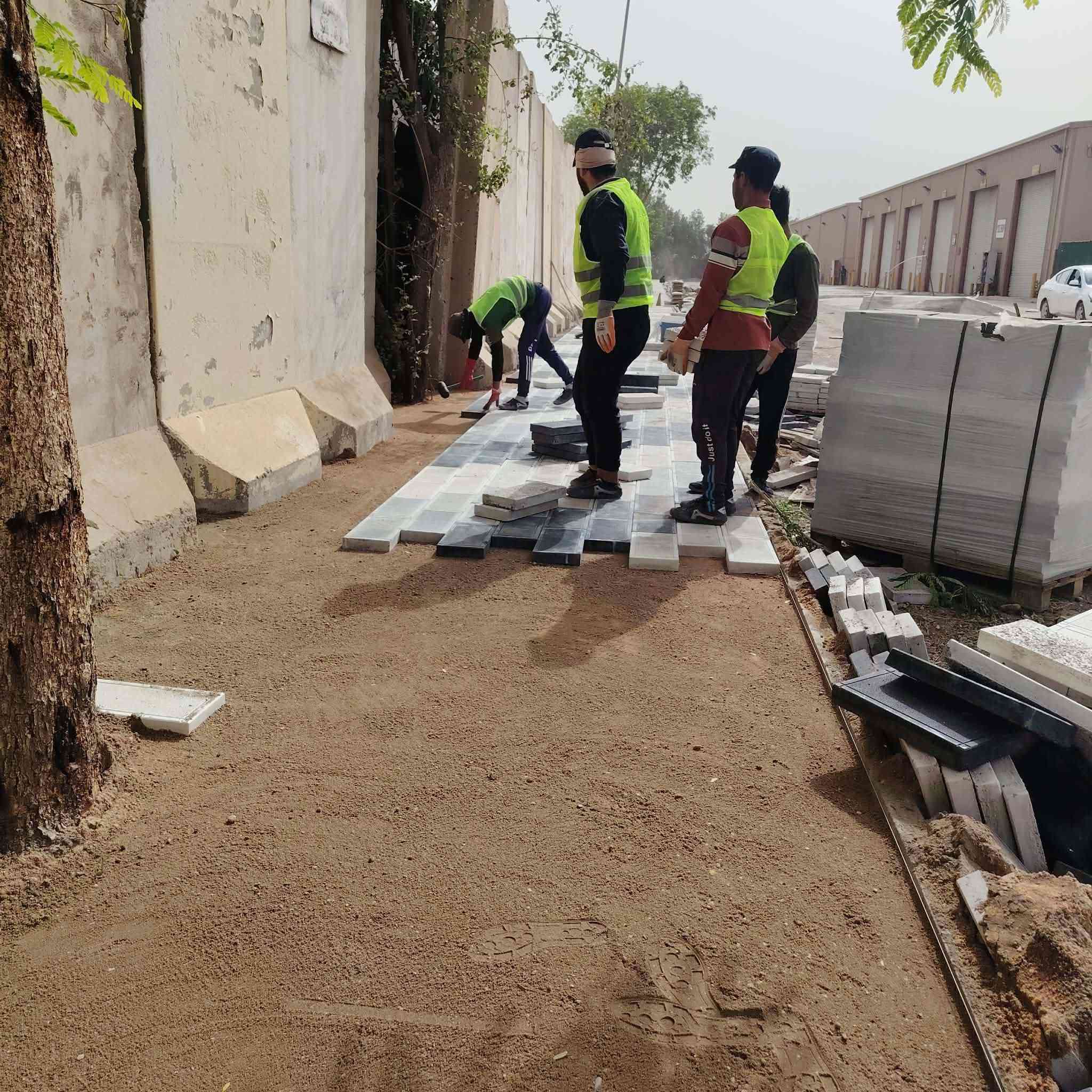 سلام عليكم
عمل انواع المقرنص، والمرمر، والبورسلين، والساقيه
والكربستون ،والبازلت
والرصيف كل شي
يخص عمل الشوارع
والحدائق والدوائر
والمدارس )
​الخدمات الرئيسية المقدمة:
​عمل جميع أنواع المقرنص (الزخارف المعمارية).
​عمل الساقية (نوافير أو ميزات مائية).
​عمل الكربستون (أحجار الرصيف/الحافة).
​أعمال المرمر (الرخام).
​أعمال البورسلين.
​أعمال البازلت.
​عمل الكابات (عناصر التشطيب المعماري).
​ضمان الجودة والالتزام:
​شغل درجة أولى.
​شرط التسليم لمهندس.
​الأمانة في العمل.
​مناطق العمل:
​بغداد وجميع المحافظات.
​للتواصل والاستفسار
​أرقام الهاتف (جميع الأرقام فعالة)
***********
***********
​
​
​نتمنى لكم كل التوفيق والنجاح في أعمالكم!
