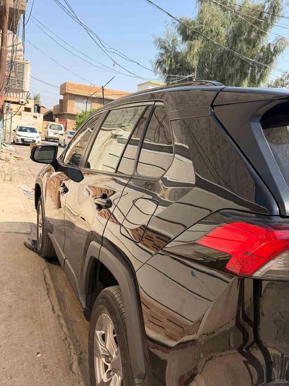 السلام عليكم 23وراد امريكي ماشية 50 البيع 195وبيهة مجال حك الجية المكان ديالئ شهربان 
***********
