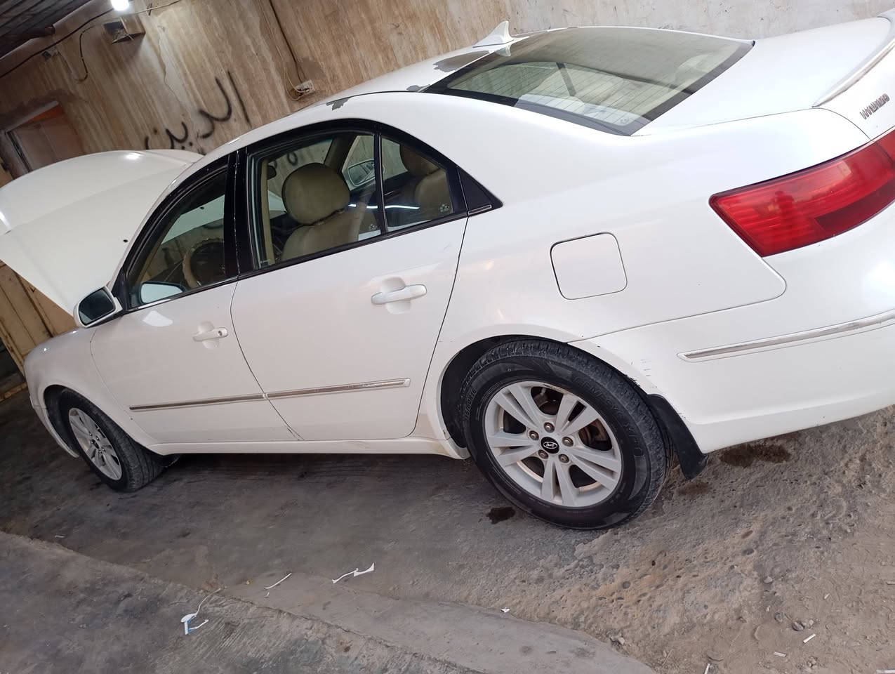 سلام عليكم سوناتا للبيع 2009 أمريكي رقم أربيل  فول مواصفات محرك  ٢٤٠٠ دوش  تخم تاير.          تبريد شقال  بيه قطعتين صبق فقط سونار موجود السعر(  108 )  مكان الانبار الحبانية                   الهاتف ‏‪***********‬‏
