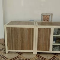ميز المنيوم • نضيف