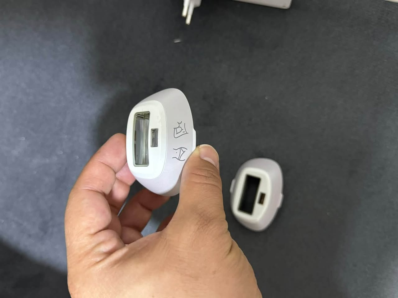 بيع مستعجل – جهاز فيلبس أصلي
جهاز فيلبس أصلي وكالة دازليا من بلجيكا 🇧🇪
يحتوي على 3 عدسات:
• عدسة البكيني
• عدسة الوجه
• عدسة الجسم

الجهاز مستخدم استخدام بسيط جداً، فقط 40 ضربة.

✨ نتائجه ممتازة جداً وتبهر واللي تاخذه راح تلمس الفرق بنفسه

📍 المكان: بغداد
💰 السعر: 250 ألف دينار
والبيع بي مجال بسيط .

محتاجته وبيع مستعج
***********
