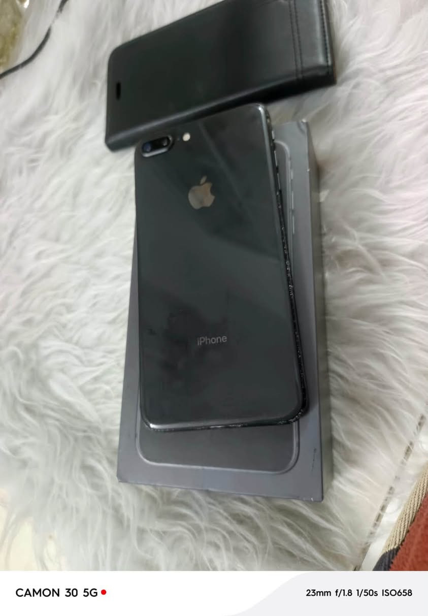 ‏سلام عليكم iPhone 8 بلاس ‏للبيع جهاز نظيف وكل شغال المكان نجف السعر 150
***********
