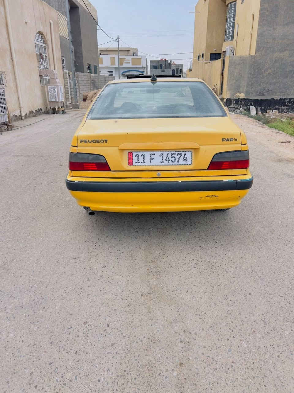 سلام عليكم
بيجو 2015 

كير محرك حداديه مكفولات تخم تاير جديد 

السعر 33 بيه مجال الشراي ويدلل 

تبريد ثلج 🥶 مابيه نقص كلشي مال جناي جاهزه 

رقم بغداد انكليزي سنويه 30 مصفره هئيه وغرامات تحويل مباشر سيارة خير من الله أحلى من صور 

مكاني بابل *********** الاستفسار 👍
