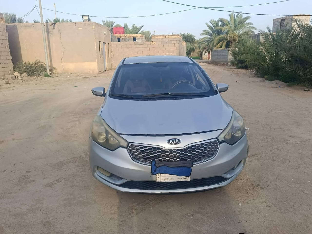 السلام عليكم
سيراتو كوري مديل 14 فول عده لفتحه 
السعر 92 وبي مجال 
السياره بأسمي رقم قادسيه العنوان المثنى الرميثه للأتصال والاستفسار ***********
