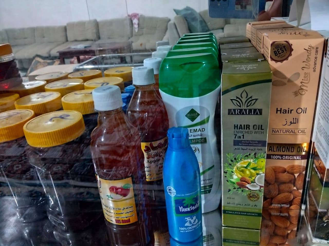 بسم الله..وصل أرقى أنواع العسل الجبلي والسدر لعلاج جميع الأمراض وخاصة الأمراض المزمنه...وامراض المعده والقولون وكذلك علاج الضعف والعقم..وتوجد أرقى أنواع الزيوت الهندي والباكستاني للشعر وعلاج بهاق والكلف ..معشب الملا ابوزايد  للاستفسار ((***********))
