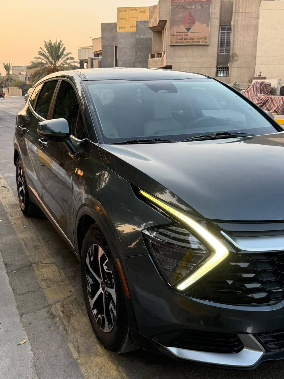 سلام عليكم للبيع فقط
كيا سبورتج موديل 2025 دخول جديد منفيس ب اسمي بيها رقم فحص موقت 
فئة السياره ex تجي فوول عدا البانوراما
المواصفات 
مكينه 2500 GDi
بصمه
شاشه ديجتل متصل 
كشنات تدفئة
داخل بيجي
ترحيب بصمه
كامره دواره 
فوول رادارات امامي خلفي جانبي
حساسات خلفيه
وبعد بيها هواي مواصفات 
حادثها ورقم الشاصي موضح بلصور 
صار بيها صبغ في مقدمه القماره 
وجاملغ امامي ايمن صبغ
وبيها صبغ على كد الطخطخات 
مكفوله شواصي ولغد
السعر 158$
مكاني بغداد الجديدة
للاتصال 
***********
