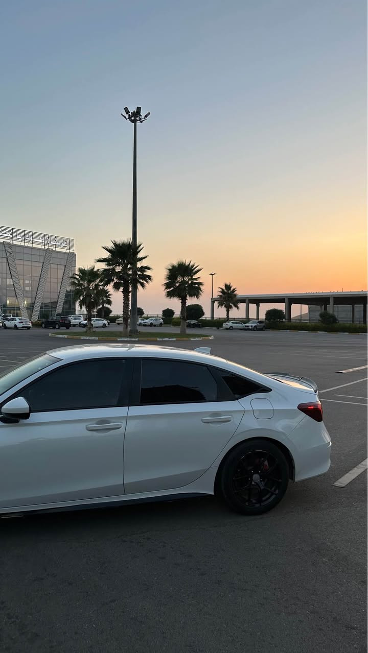 Honda civic 2022 
2,0 تنفس طبيعي 
الضرر: بوند جملغ 
ايرباك سيستم 
السعر : 118$ ورقة
141,000 الف كيلومتر ماشية 
***********
Duhok أربيل, العراق
