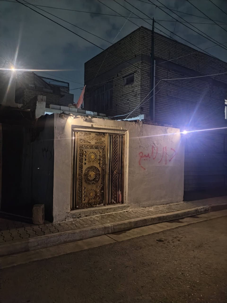 بيت للبيع • ١٠٠م • أور الغرير