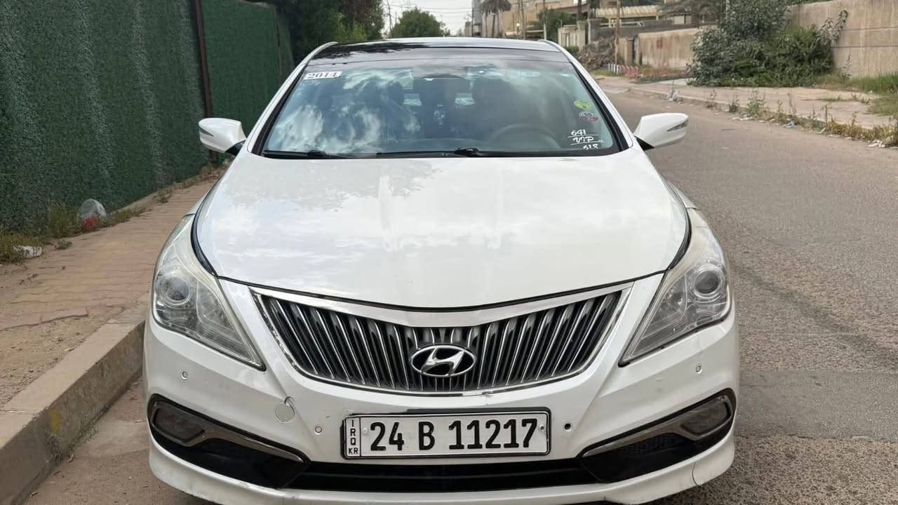 ازيرا موديل ٢٠١٤ خليجي فوول مواصفات رقم شمالي  رقم سنويه هزه جديد تحويل مباشر محرك ٦سلندر دووش بانوراما بصمه تشغيل بصمه أبواب تبريد امامي خلفي برده كهرباء خزن ميموري كشنات كهرباء هندبريك بصمه حساسات فوول تحكمات شاشه كبيره كامرا دواره مري شفط اشاير بلمري تدفئه تبريد كشنات سياره فئه لمتد فول مواصفات  بيه3 قطع     صبغ بدون دواخل بدون شواصي بدون لغود بدون ايرباك محرك كير صدر تبريد جديد السعر 110وبيه مجال مكان سياره بابل للأتصال ***********
