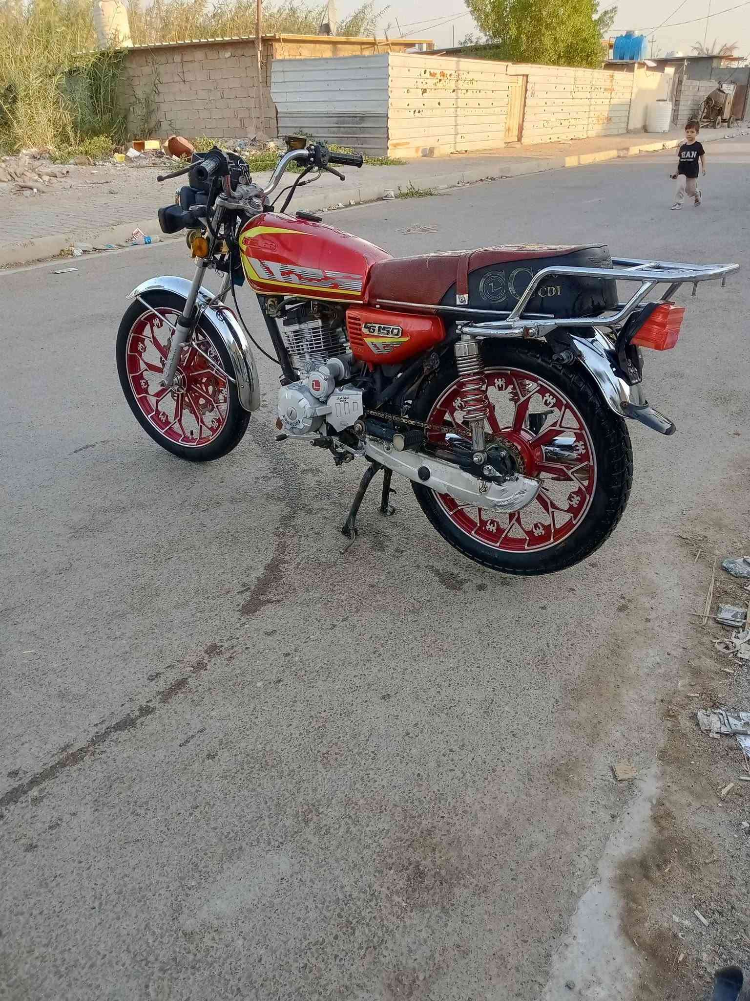 سلام عليكم دراجه ايراني سونك خمسه كير محرك مكفول كهربائيات كيله شغاله خيرمن لله موديل 2024 اوراق كامله لمكان محموديه لطيفيه رقم لهاتف *********** بي واتساب سعر 625 بيهه مجال 
/*********** فقط اتصال 
مكان محموديه لطيفيه
