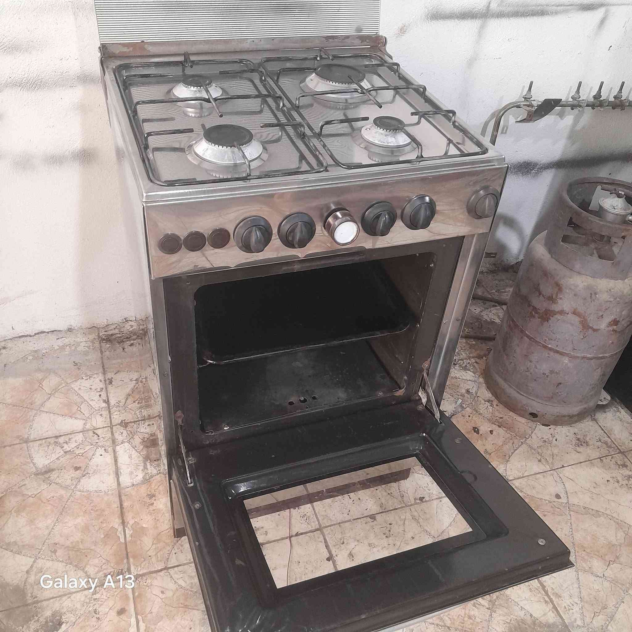 يالله طباخ فرش مصري استيل باب اول كوله شغال وعلى الفحص ١٢٠ وبي مجال العنوان حي النداء شارع المكاتب وتساب مازنجر موجود ***********

نص مكتوب في الصور:
- Galaxy A13