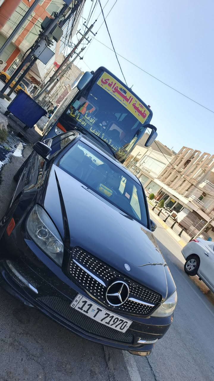 الجميله✨ للبيع او مراوس
 لون لمميز الاسود الاملكي 🖤
مرسيدس C300 موديل 2011
فول مواصفات – سيارة نظيفة جداً
فتحة سقف – شاشة – كشنات جلد ميموري – ستيرن كهرباء  _تدفئه كشنات _ خزن كشنات ميموري _كامرا خلفيه_شاشه كبيرا_برده خلفيه _وضعيات قياده_ مثبتات سرعا 2_كير7نمر صاروخ🚀 وبعد بيها هواي موصفات
محرك 6 Vلعقل الفوك لمرغوب
بدون حادث فقط الجاملغ الخلفي كلير ولباب عكس سايق بارد شبر 
 مكينة وكير كله جديد 
السيارة استخدام شخصي 
رقم بغداد
تحويل ثاني يوم  ارقام نكليزي
📍المكان: بغداد – البلديات 
💰السعر: 135
📞 للتواصل: ***********
📞:التواصل***********
ارقام واتساب
