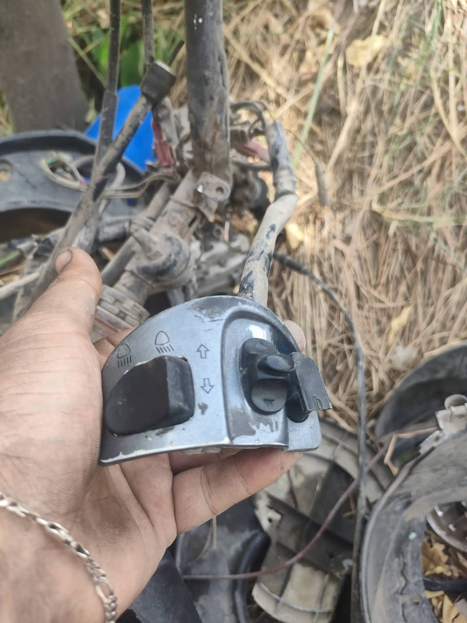🚚 التوصيل متوفر  جميع محافظات العراق
📍 الموقع: بغداد – الغزالية
***********
