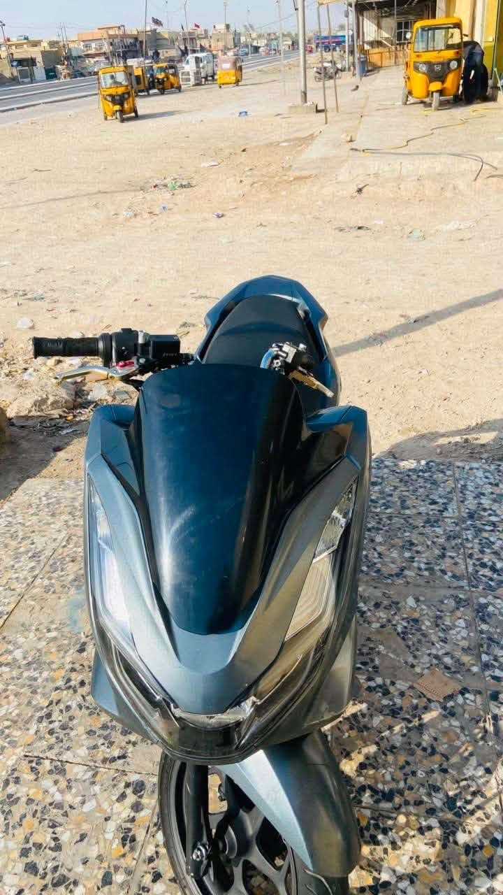 سلام عليكم من رخصت شركت أدمن دراجه بي سي اكس جيل ارابع مكفوله كفاله عمه مكينه وكفر بي طخات خفيفه فقط حساسات كله شقال تفه يدات حساس زدحام حساس ستان مكان بغداد المدينه الصدر السعر خابر وتدالل ***********
