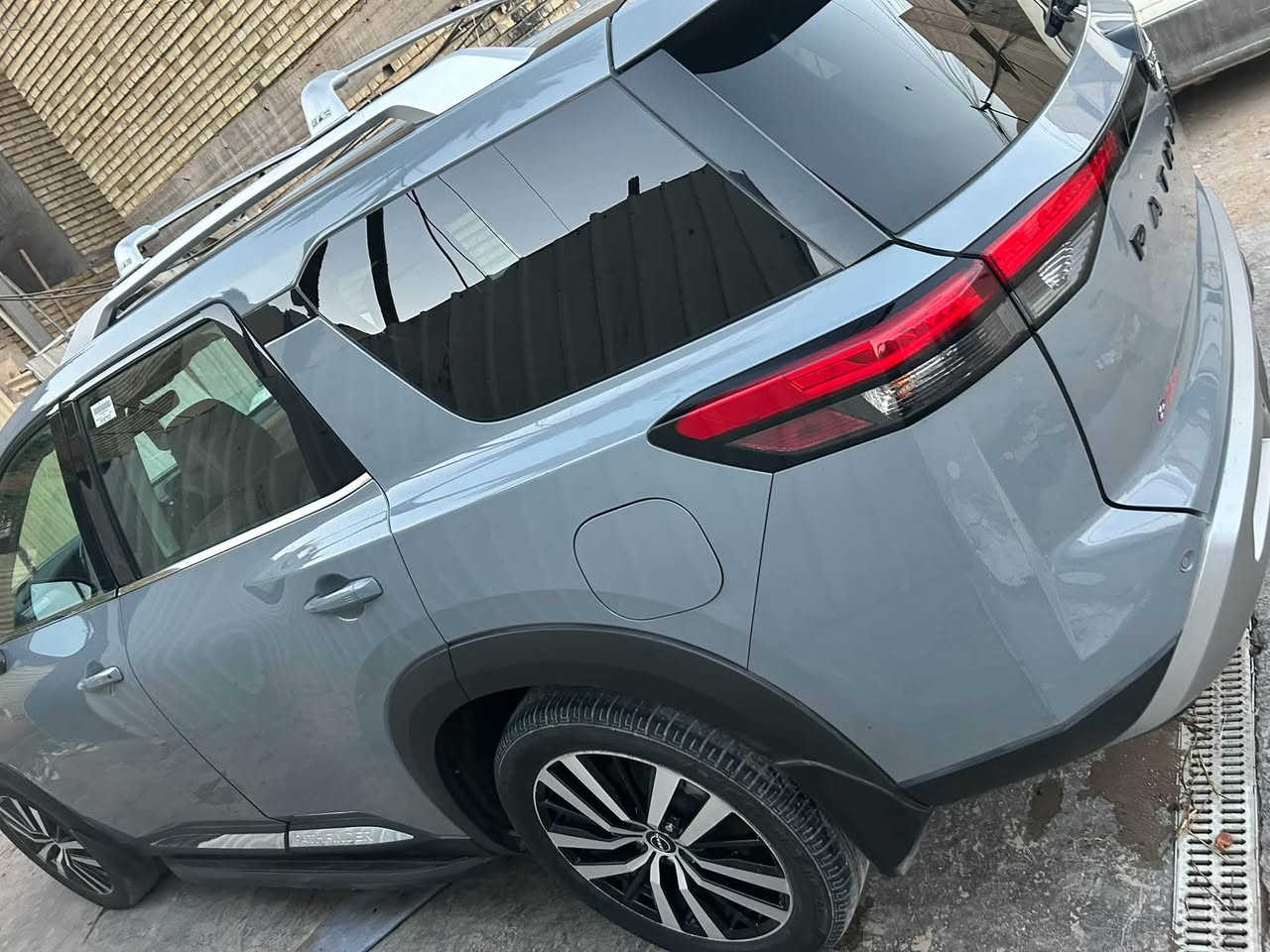 وارد أمريكي 🇺🇸 لون مميز

سيارة فول فول 1/1 موصفات بلاتنيوم 

سيارة 🚘 بدون اثر دواخل بدون طعجات بدون تعديل  بدون شخوط 

جميع الإرباكات سليمة 🎈 سيارة بدون اي نقص كله 100‎%‎ شرط

 محرك 6 سلندر حجم 3500سيارة 🚙 رقم شمالي 

مواصفات سيارة 5 كامرات ديجتال شاشه لمس لايتات ليت كشنات خزن وكهربائي وجلد وتدفئة وتبريد 🧊 وvip دواخل مشمشي بلادي مميز رادار امامي وخلفي وجوانب قمارة بانوراما قمارة اسود مميز دفع رباعي تلقائيا سايد بريك بصمة سيارة بصمة تشغيل عن بعد و7 راكب وتبريد 3 قطع مركزي ويل كروم حجم جبير كامرة امامي وخلفي وتصوير خزن جنطة كهرباء مانع ضباب استيرن متحرك وتدفئة دخول ذكي 

بيه اهواي موصفات فول فول اعلى موصفات سعره 280 بيه مجال 

مكان سيارة 🚙 بغداد - الحرية

***********

