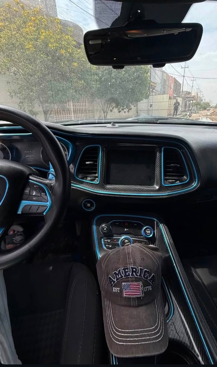 السلام عليكم جالنجر ٢٠١٥ 
بيها ٣ قطع وسونار بيها 
كامله من كلشي تبريد شغال ما بيها نقص 
رقم بابل تحويل مباشر 
عنواني بابل المحاويل 
سعر ١٢٤ وبيها مجال بسيط حك الجيه 
تواصل ع رقم ***********
