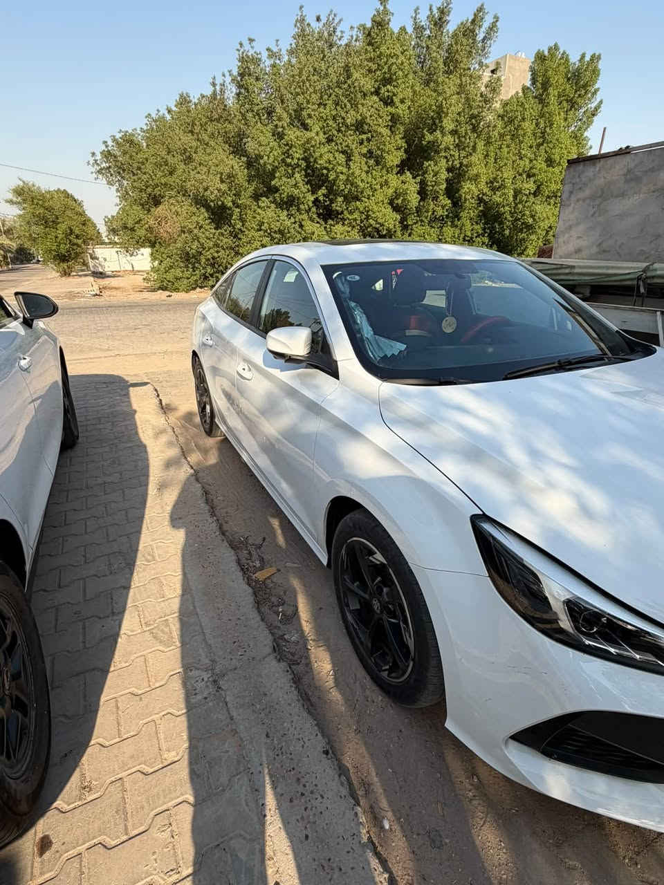 Mg 5 شكل الجيتي
٢٠٢٣
فول مواصفات 
٤ كاميرات ٣٦٠
سلايد
سايد بريك بصمة
اوتوهولد
عدادات ديجيتال
شاشة 
تبريد قطعتين
داخل احمر
ماشية ٣٢الف
رقم اربيل الجديد بأسم شركة تحويل وكالة حاضرين
مكفولة عدا شخط بكد الاصبع بالباب خلف السايق
وتكحيل بالدعامية الامامية
النجف الاشرف
***********
