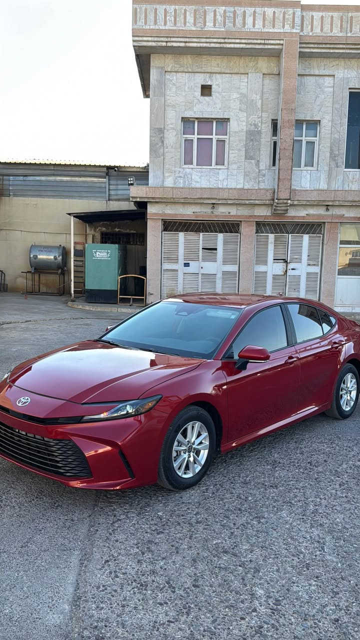 camry 2025 LE 
بدون صبغ  بدون ارباك ✅
جاملغ خلفي تعديل.  
ممشا 21,000mil 
سيارة مكفولة  لون مميز 
سعر 190$ 
شراي اتصل  *********** أربيل, العراق
